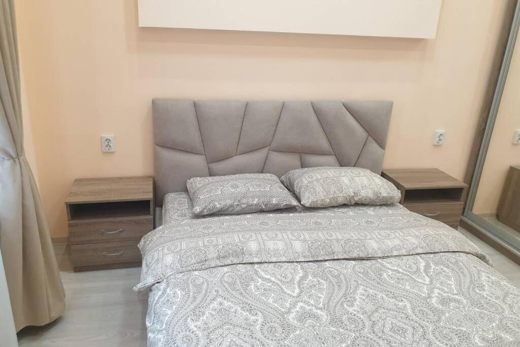 Comfortable Luxury Apartment With 3 Rooms. Center Heart Of Kiev Екстериор снимка